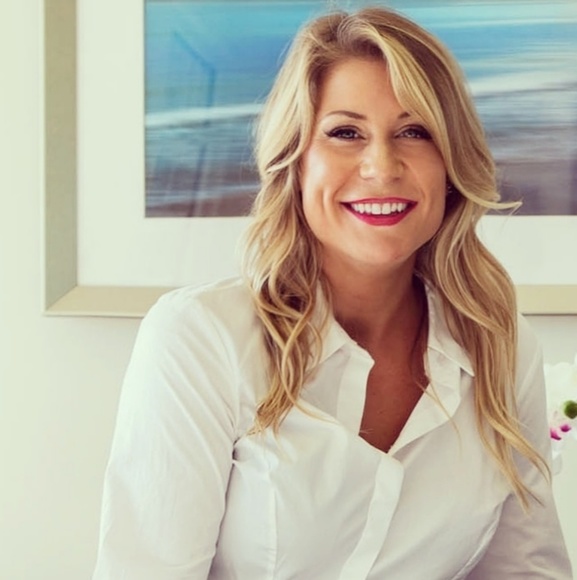 Meet your Posher, Allie - Picture 1 of 1